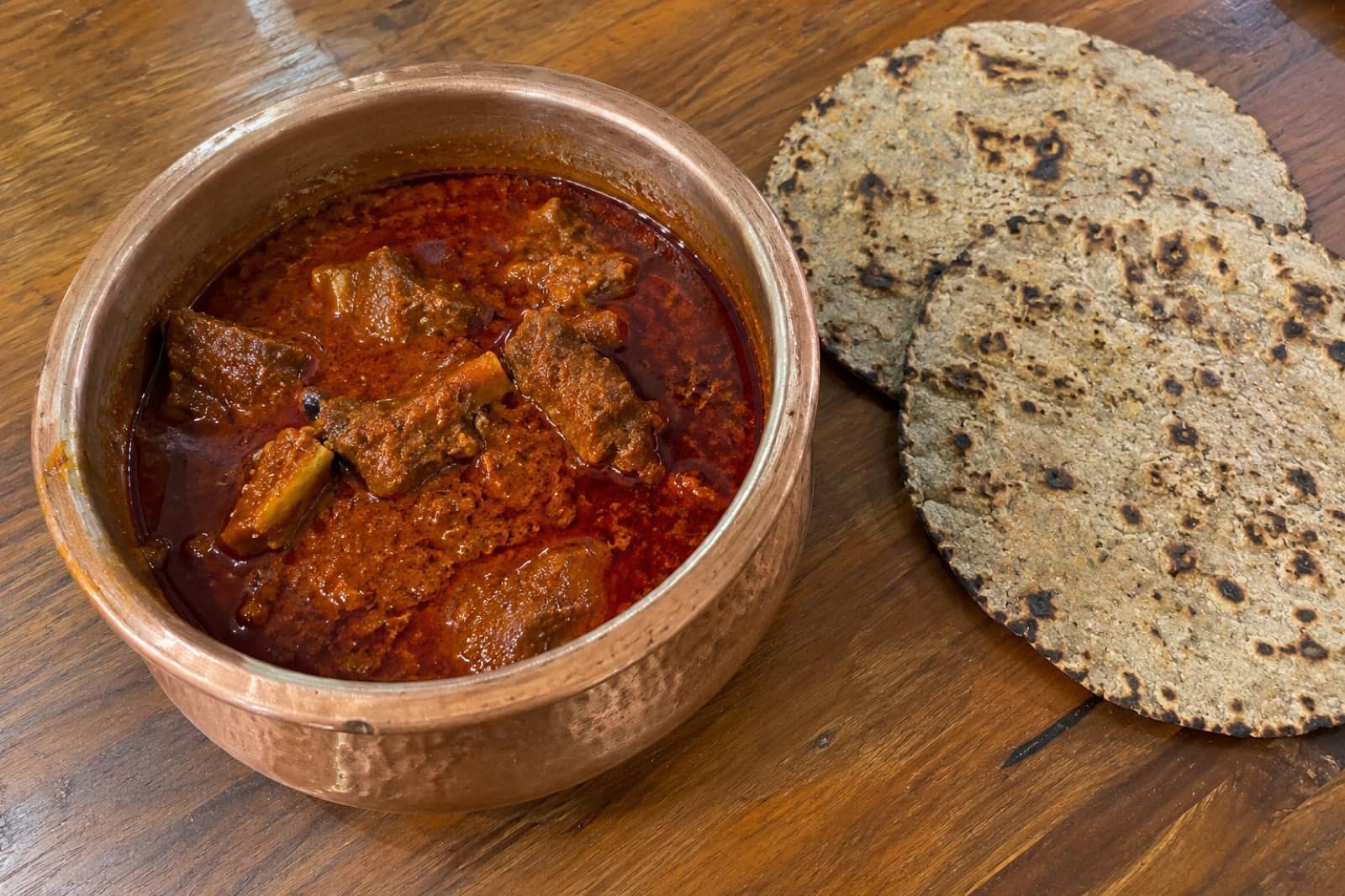 Laal Maas