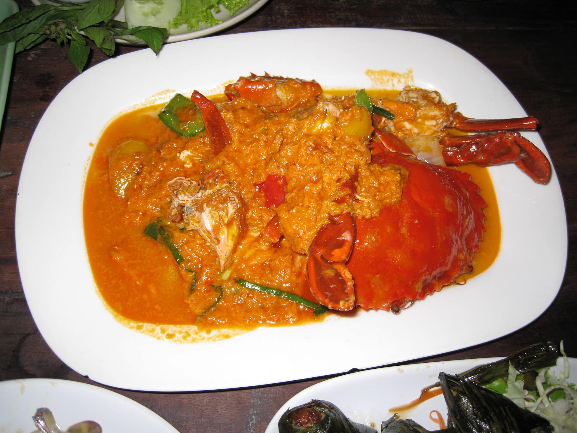 Crab in yellow curry