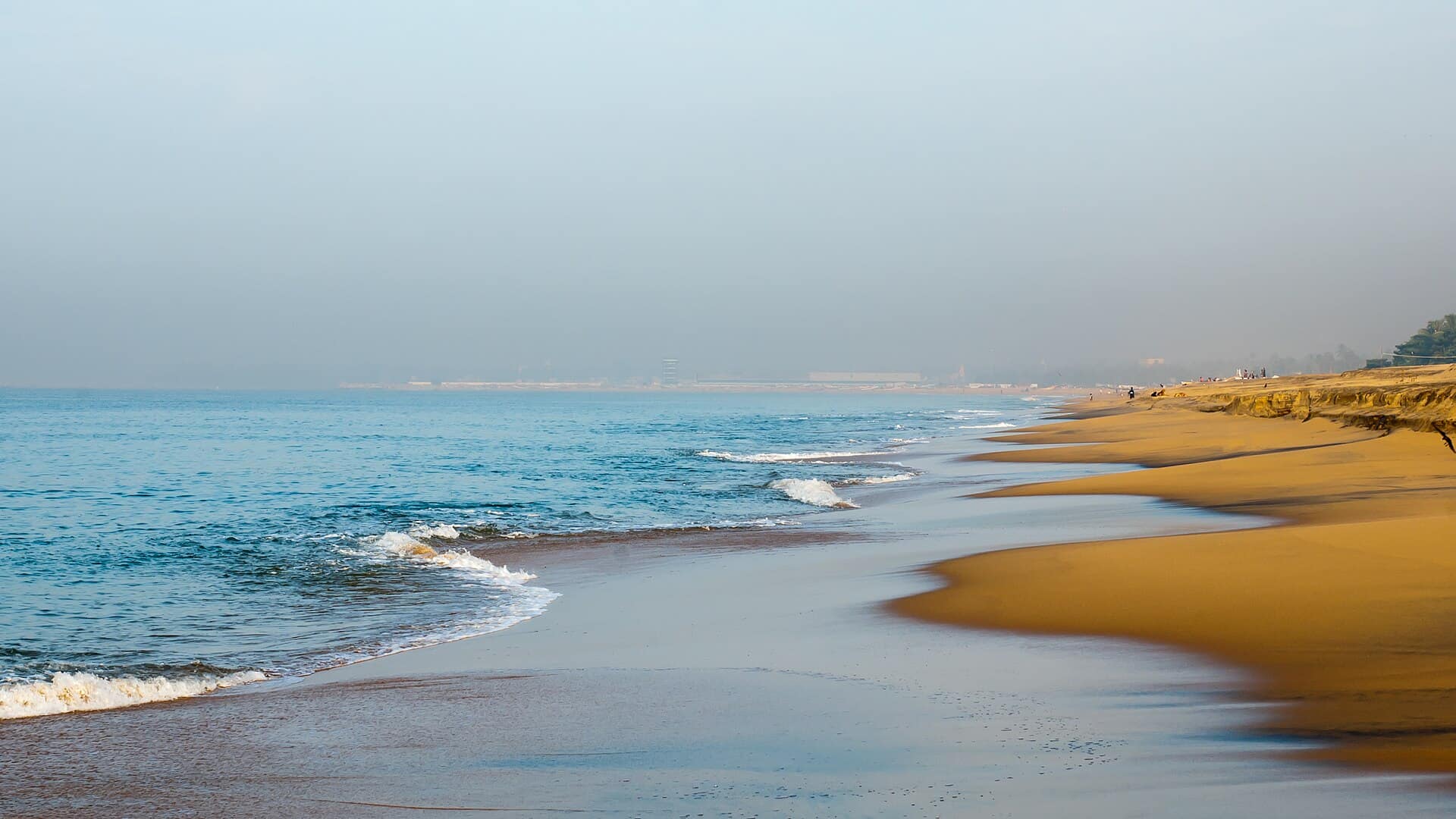 Kollam Beach (Mahatma Gandhi Beach)