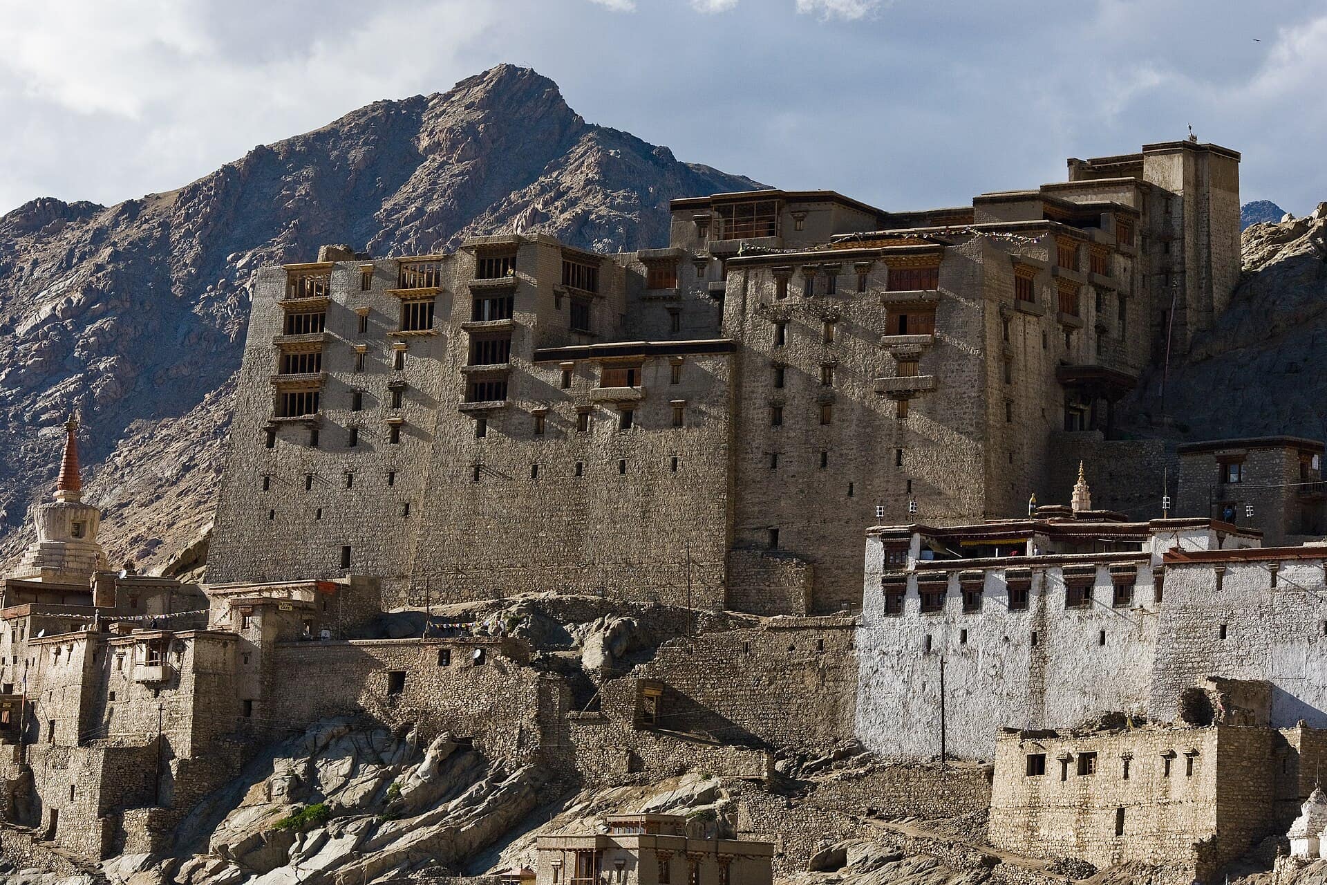Leh Palace