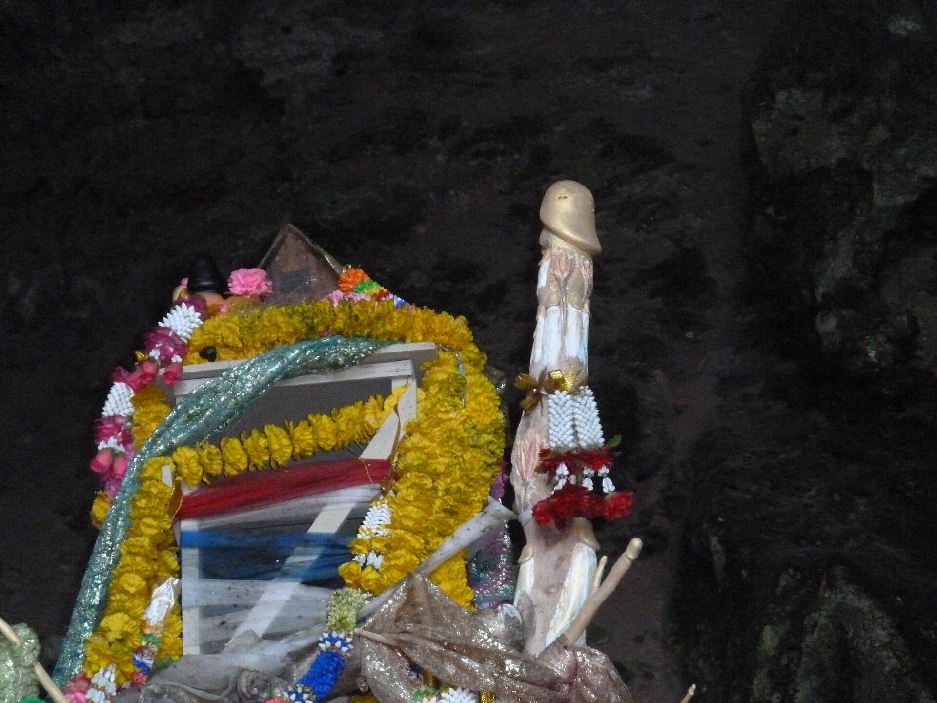 Phra Nang cave shrine