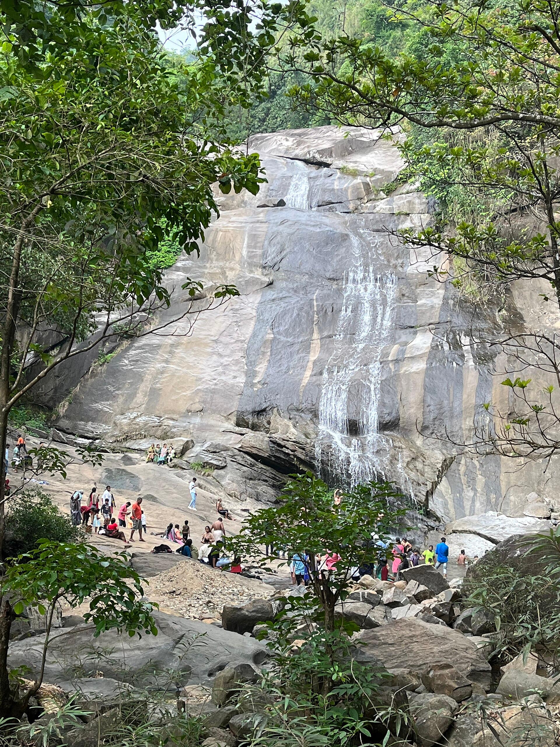 Thusharagiri Falls