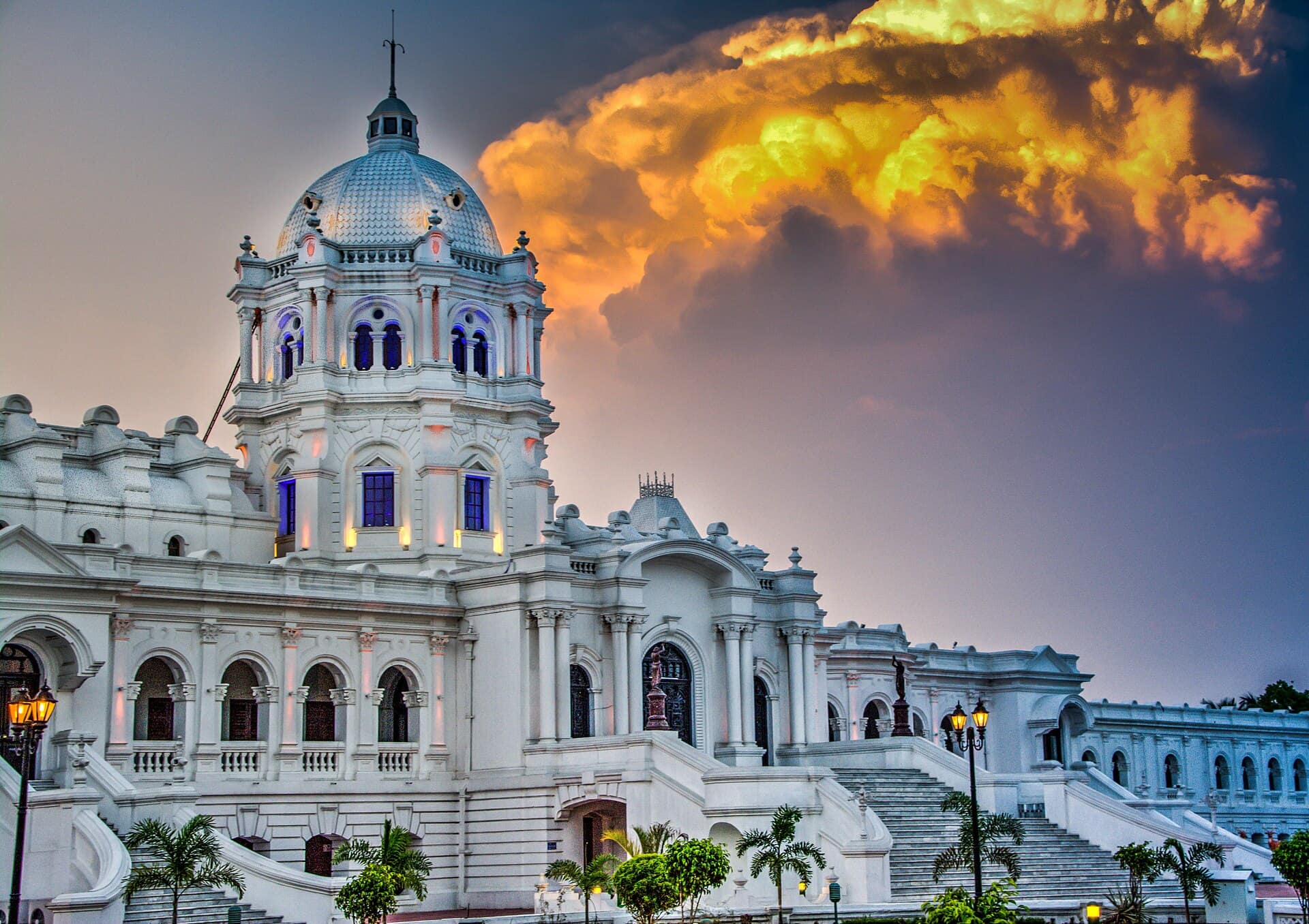 Ujjayanta Palace
