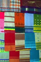 Lal-paar Tant saree