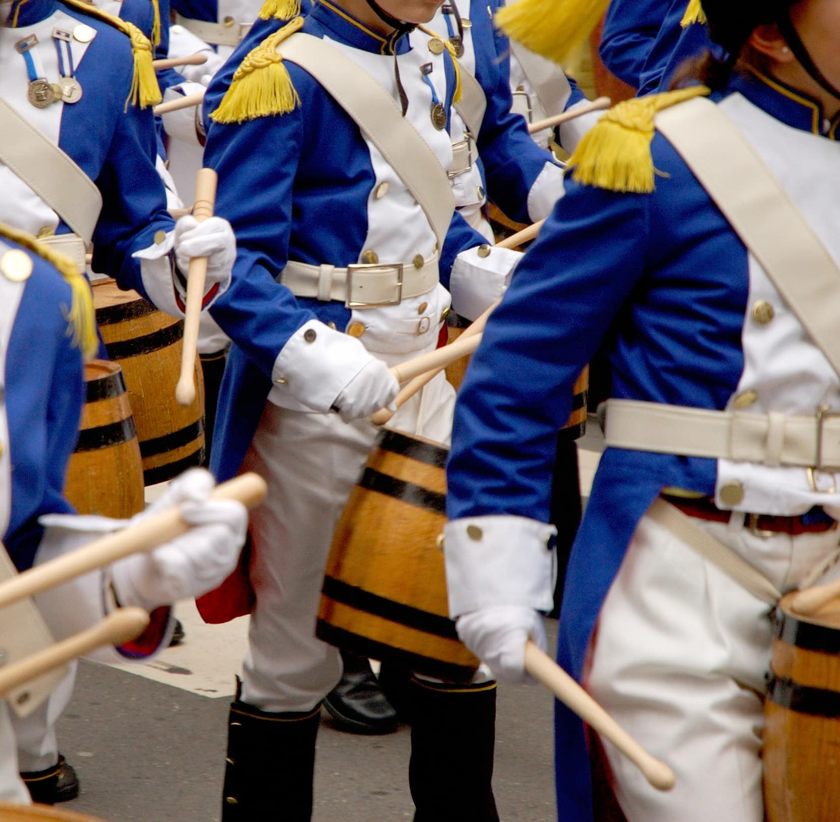 Tamborrada uniform — cook or soldier
