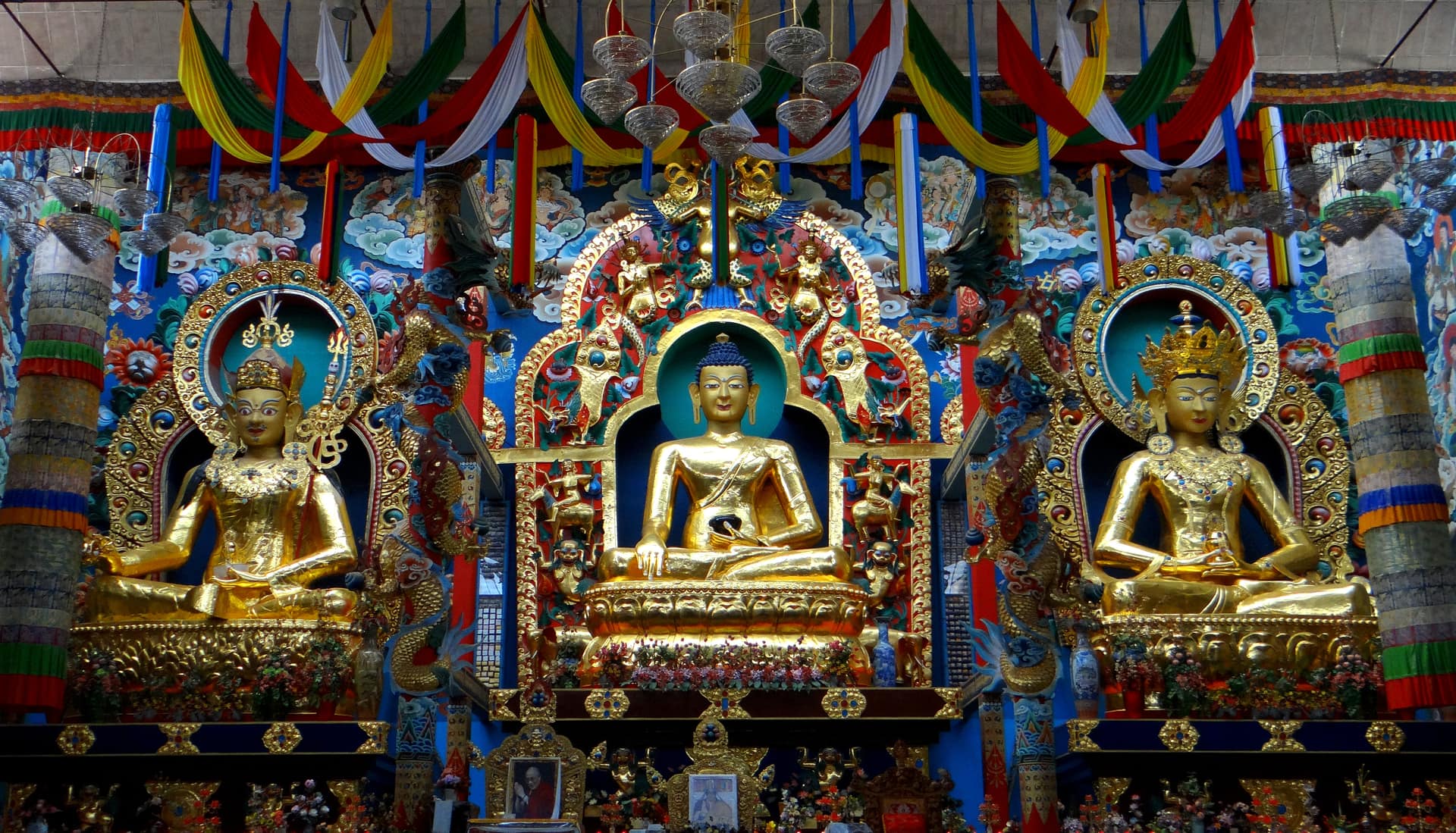 Namdroling Monastery (the Golden Temple)