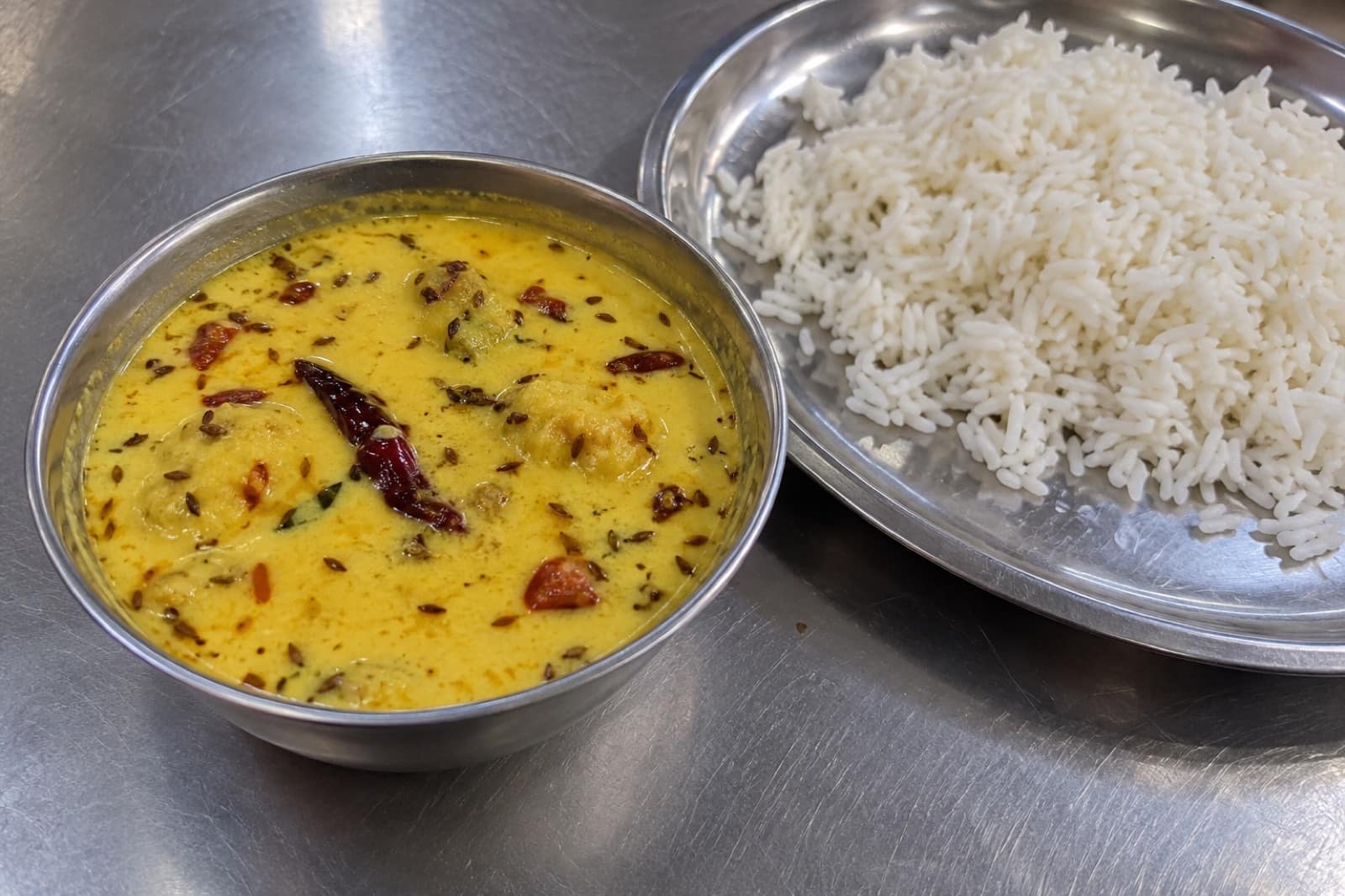 Bundeli Kadhi