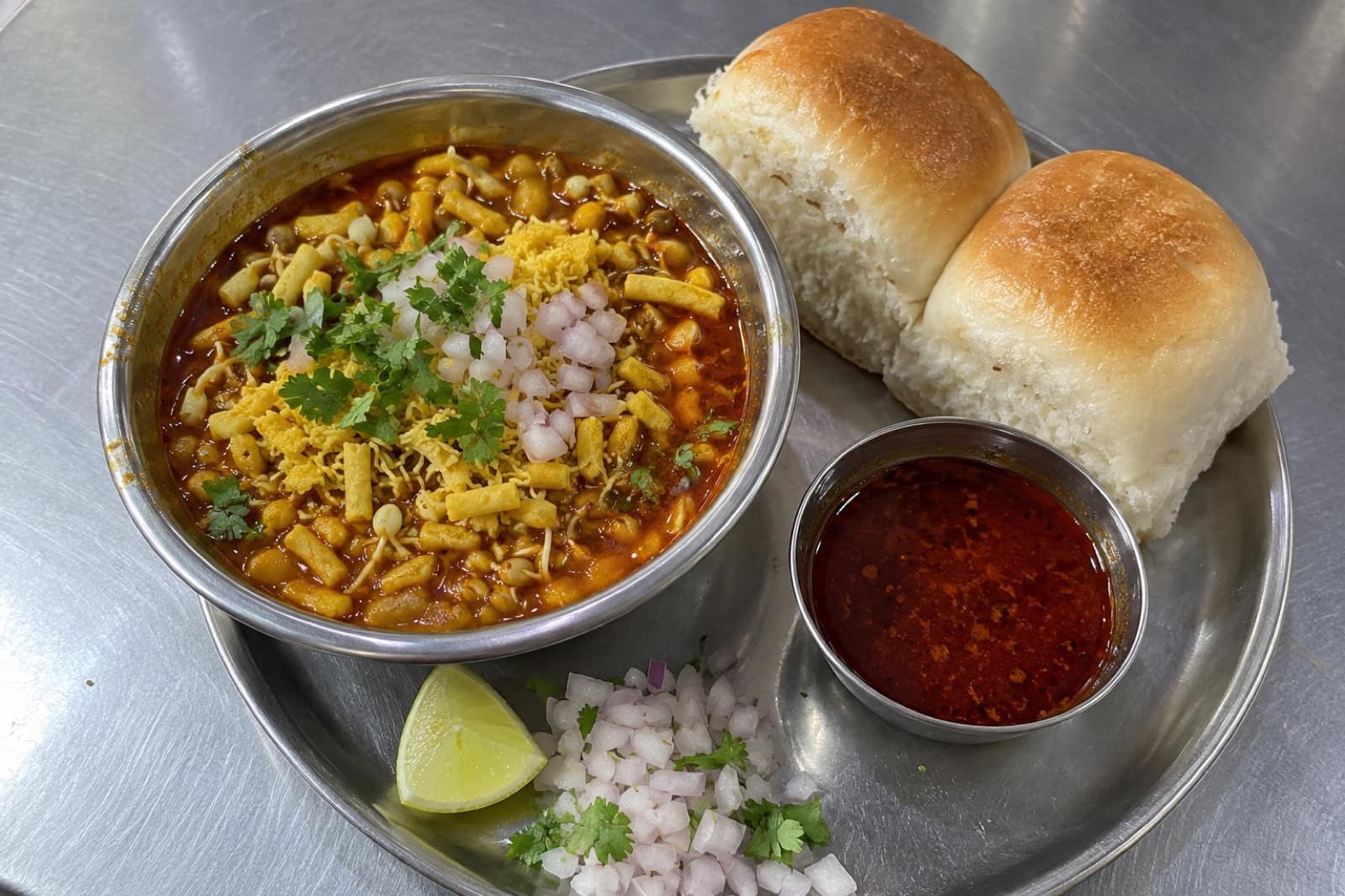 Misal Pav