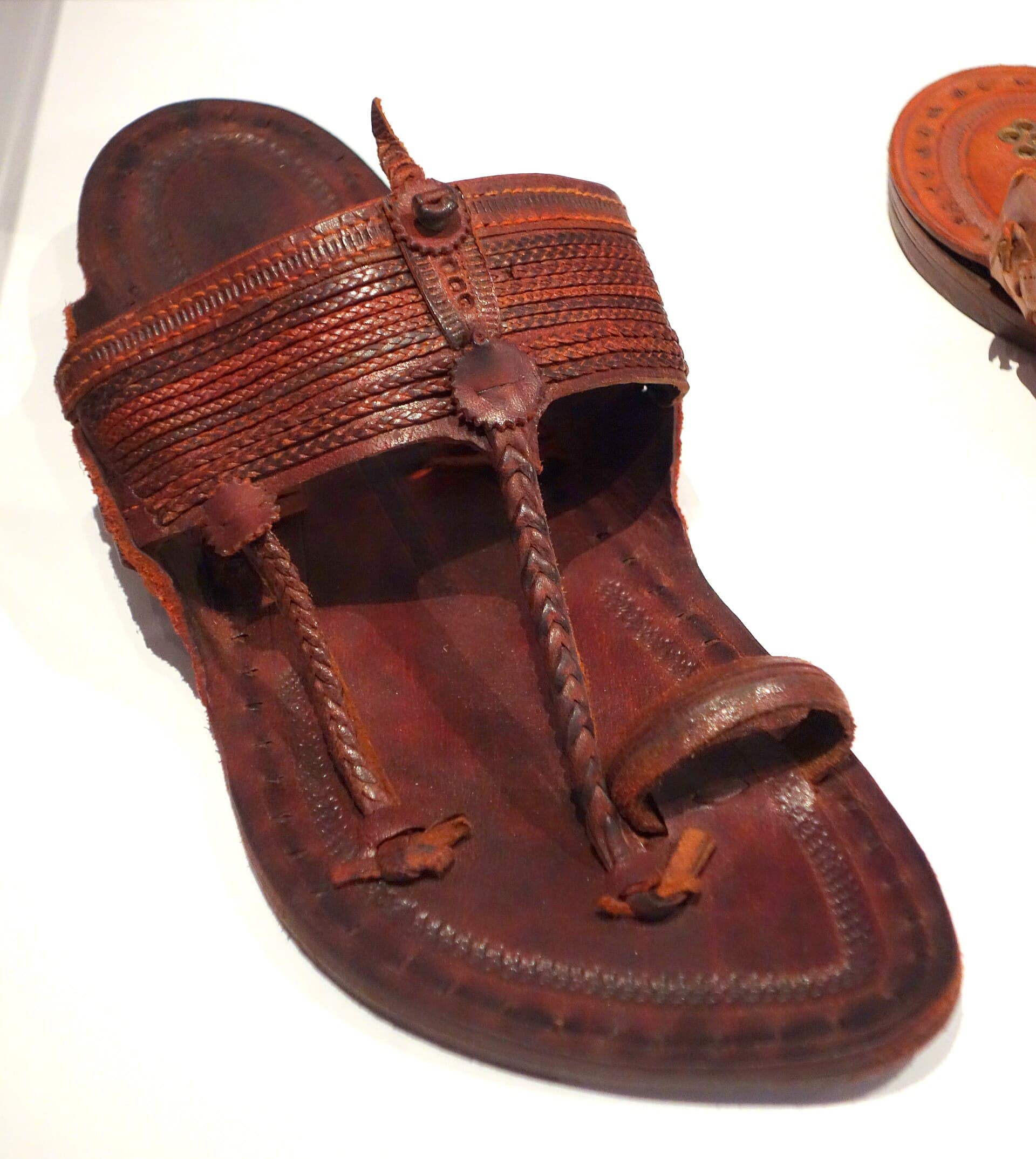 Kolhapuri Chappals