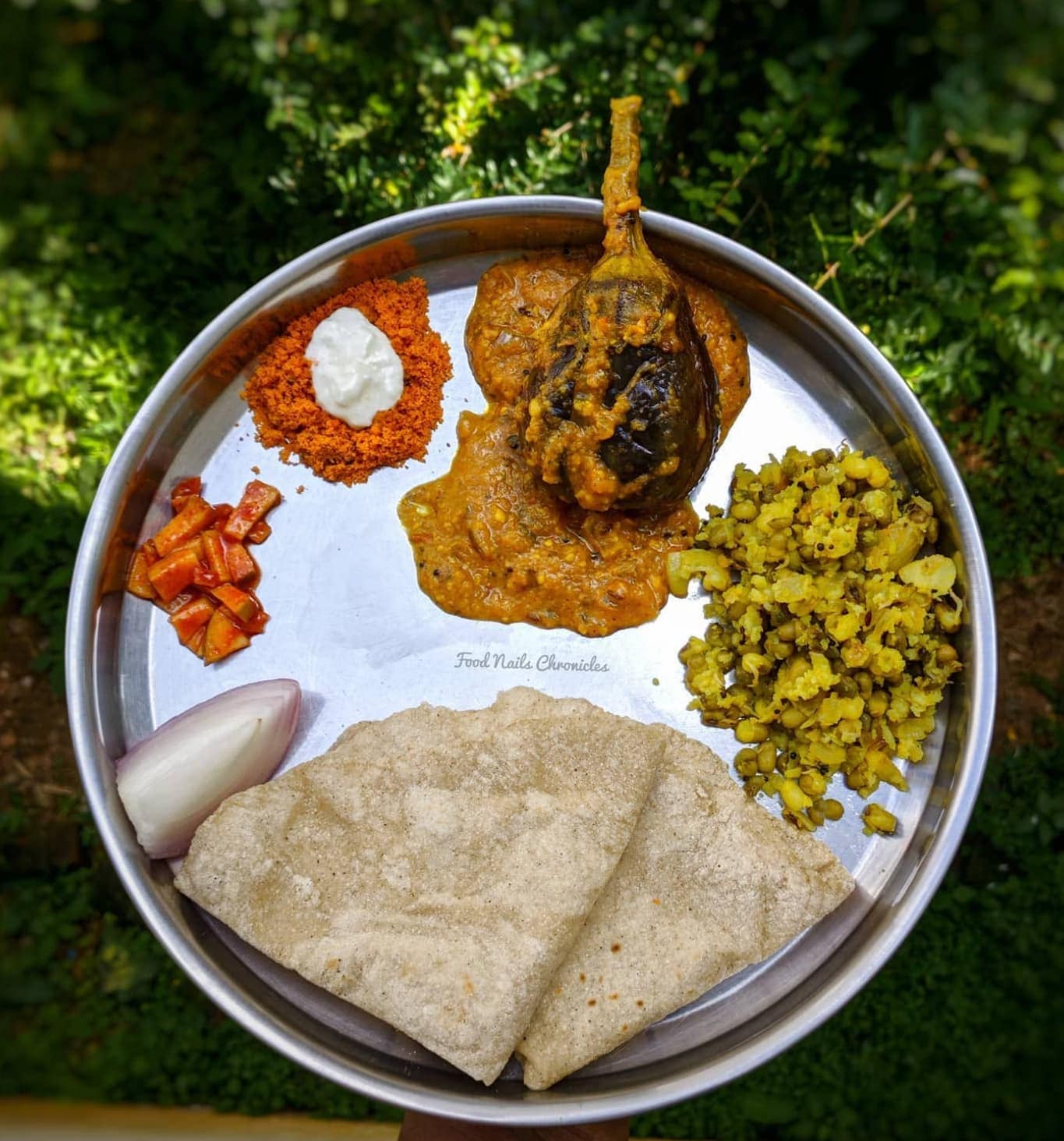 Jolada Rotti with Ennegayi
